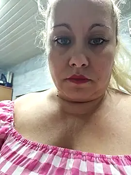 Snapshot of SabinaSweety chatting on December 3, 12:16 pm SabinaSweety online show from December 3, 12:16 pm