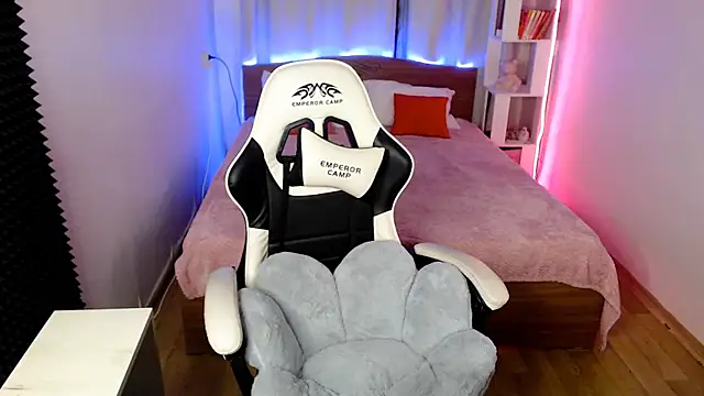 Kira honeyy online show from January 22, 12:06 pm