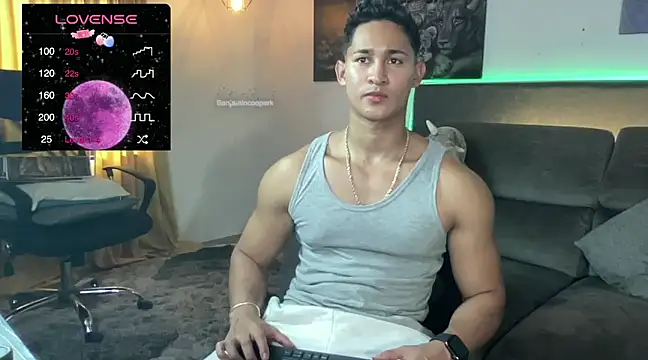 BenjaminCooperk online show from March 10, 9:18 pm