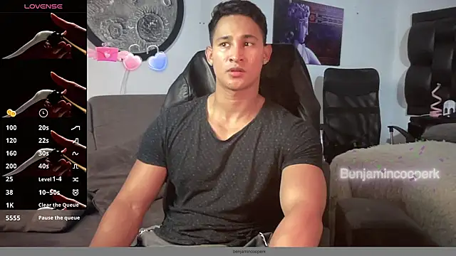 BenjaminCooperk online show from October 16, 6:47 am