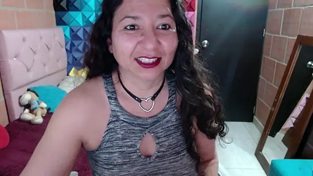 katifoxx online show from January 30, 6:43 pm