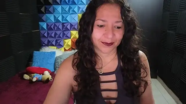 katifoxx online show from September 16, 3:24 pm