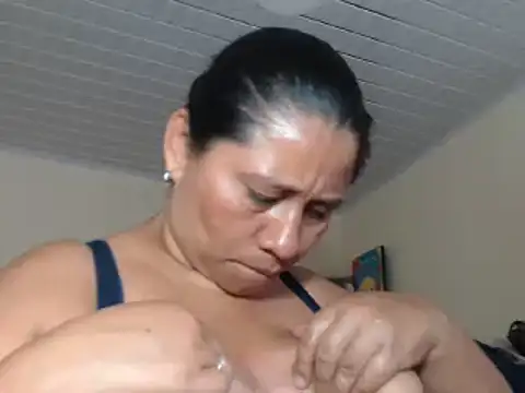 adrixxx38 online show from March 22, 5:20 pm