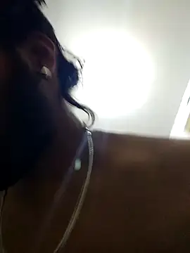 RomanticAdvance555 online show from March 8, 7:27 am