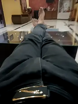 RomanticAdvance555 online show from January 8, 8:38 am