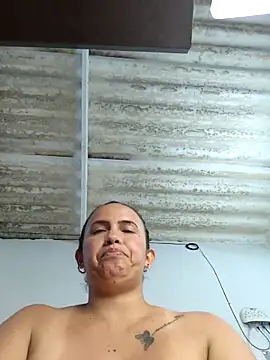 Snapshot of carolina_uribe chatting on March 4, 2:42 pm carolina uribe online show from March 4, 2:42 pm