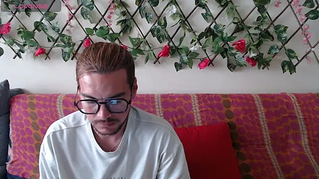 Jack Emily1 online show from April 16, 7:58 pm