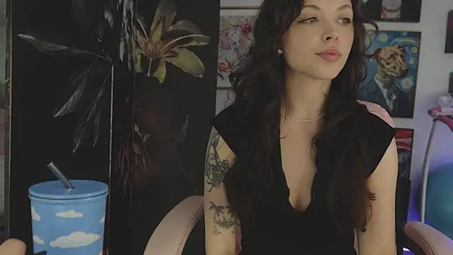 makiyahbelle online show from February 12, 9:59 am