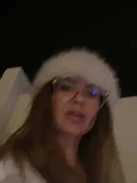 Etwas neugierig online show from March 12, 5:52 pm