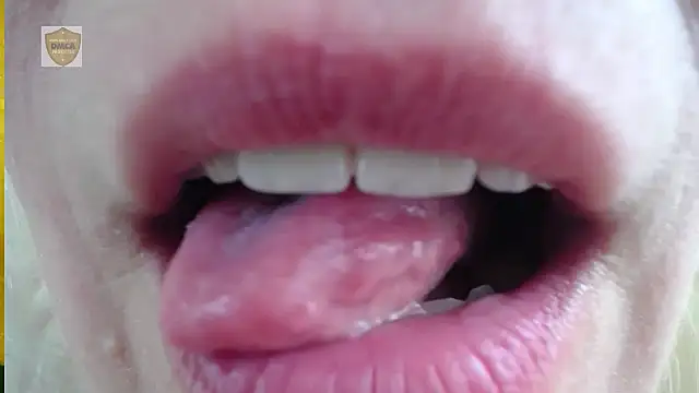 SunnySylvia online show from October 5, 1:20 pm