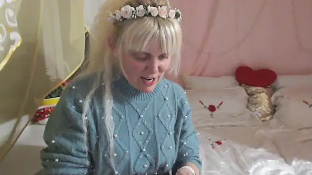 SunnySylvia online show from March 26, 6:13 pm