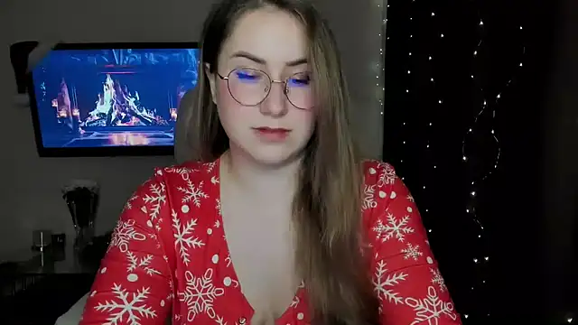 SeasonalSomeone online show from January 11, 8:10 pm