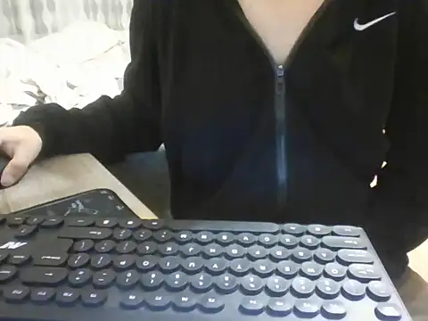 Snapshot of yourshottyarav chatting on February 22, 3:21 pm yourshottyarav online show from February 22, 3:21 pm