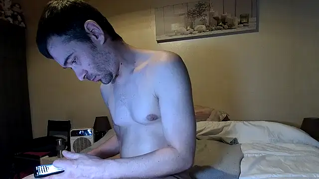 Snapshot of Ethangay chatting on April 16, 6:09 pm Ethangay online show from April 16, 6:09 pm