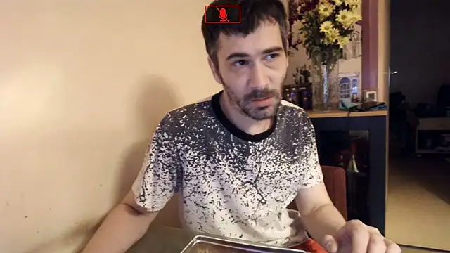 Snapshot of Ethangay chatting on April 29, 9:46 am Ethangay online show from April 29, 9:46 am