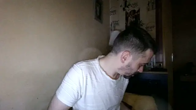 Snapshot of Ethangay chatting on May 16, 3:22 pm Ethangay online show from May 16, 3:22 pm