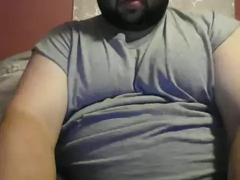 Snapshot of Strongbutgentle36 chatting on September 11, 5:18 am Strongbutgentle36 online show from September 11, 5:18 am