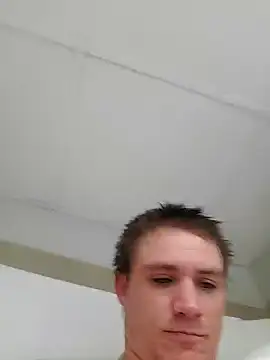 Snapshot of MaddyC6992 chatting on January 26, 4:51 am MaddyC6992 online show from January 26, 4:51 am