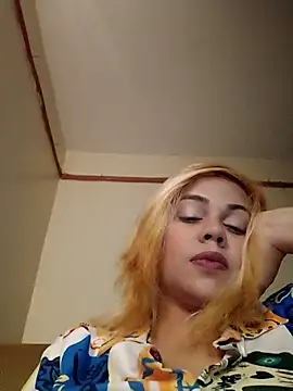 Nainagupta7890 online show from December 21, 7:15 am