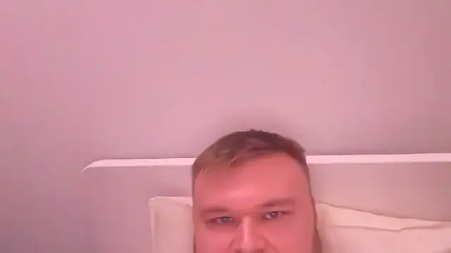 fmodel online show from December 4, 5:43 pm