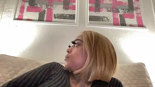 Creamesensation online show from January 26, 2:41 pm