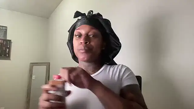 Creamesensation online show from January 17, 2:27 am