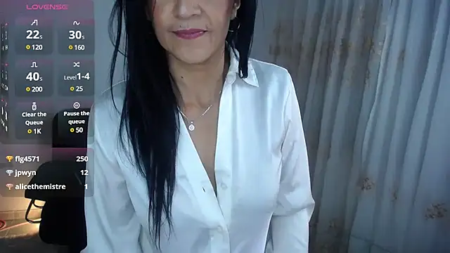Snapshot of _steffy_ chatting on February 25, 2:36 am steffy online show from February 25, 2:36 am