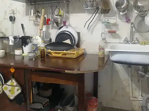 mimimi28 online show from December 2, 1:24 pm