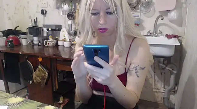 mimimi28 online show from January 29, 1:38 pm