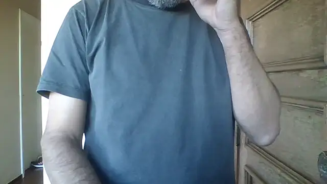 Snapshot of Leo_Big chatting on June 22, 7:22 pm Leo Big online show from June 22, 7:22 pm
