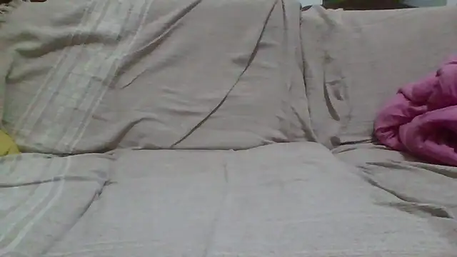 Snapshot of Leo_Big chatting on July 6, 10:23 am Leo Big online show from July 6, 10:23 am