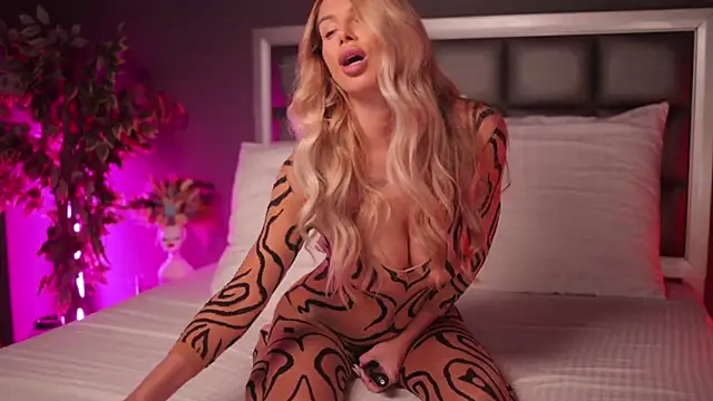 Rachel Quinn  online show from January 29, 4:58 am