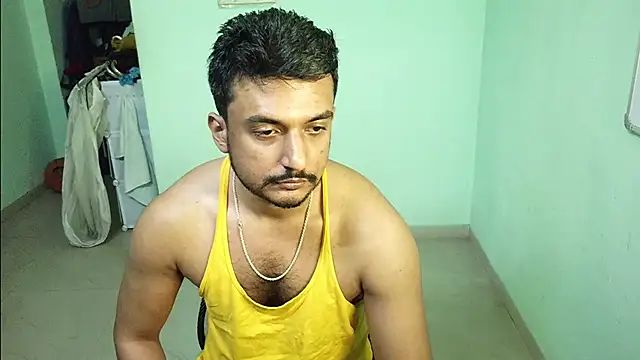 daringcutie online show from December 2, 12:05 am