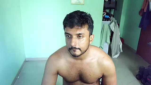 Snapshot of daringcutie chatting on May 11, 9:48 am daringcutie online show from May 11, 9:48 am