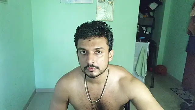 Snapshot of daringcutie chatting on June 13, 5:27 am daringcutie online show from June 13, 5:27 am