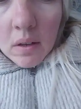 Snapshot of Mllesha74000 chatting on March 20, 1:04 pm Mllesha74000 online show from March 20, 1:04 pm