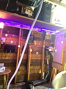 canadacockinme online show from October 21, 12:28 pm