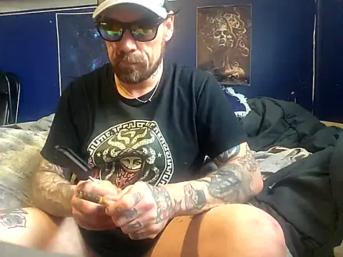 canadacockinme online show from May 9, 12:21 pm