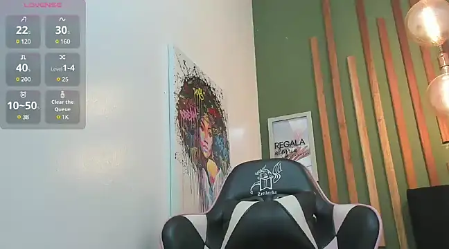 Snapshot of Sharloth_milf chatting on March 8, 10:45 pm Sharloth milf online show from March 8, 10:45 pm