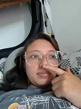 linda-schmidt online show from January 4, 7:55 pm