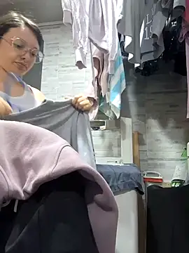 linda-schmidt online show from January 16, 5:44 pm