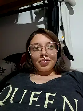 linda-schmidt online show from February 11, 12:59 am