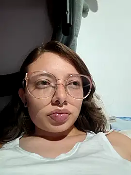 linda-schmidt online show from May 21, 3:13 am