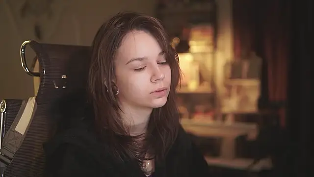 alyssa sweet online show from March 6, 2:41 am