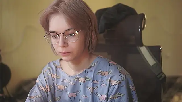 alyssa sweet online show from April 28, 4:39 am