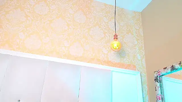 KayaBrown online show from March 8, 12:55 am