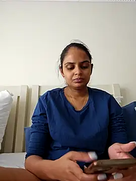 DirtySnowball69 online show from February 20, 1:30 pm