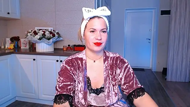 HotTiffani online show from September 13, 5:07 am