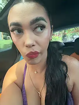 emma andrew1 online show from February 19, 4:36 pm