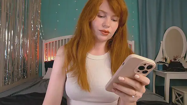 Snapshot of GingerArin chatting on June 20, 3:37 pm GingerArin online show from June 20, 3:37 pm